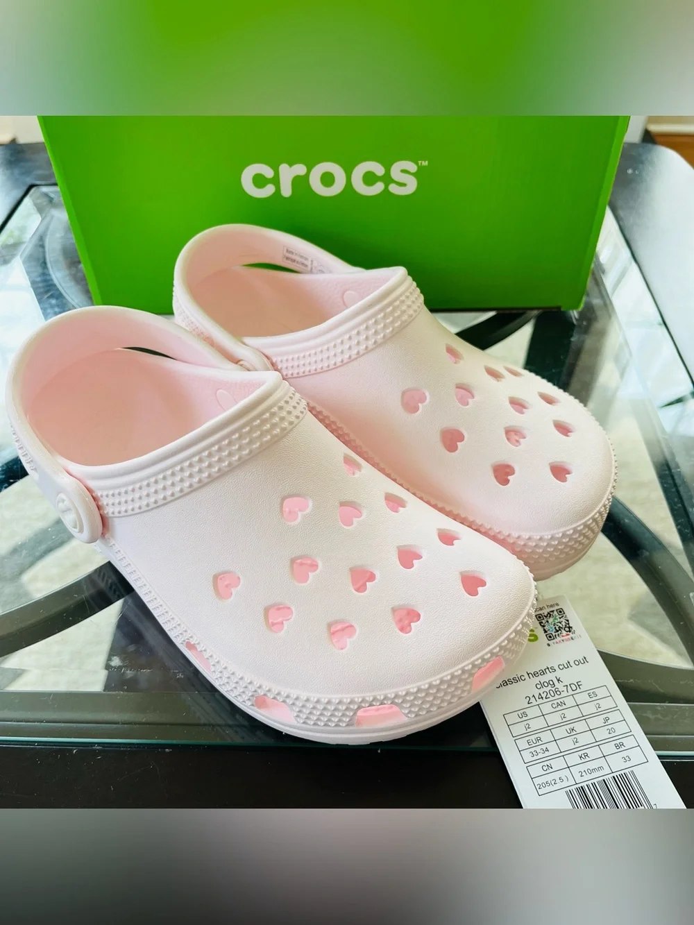 Crocs Classic Hearts Cut Out Clog Kids Bubble Ice Pink Slip On J2 EU 33-34